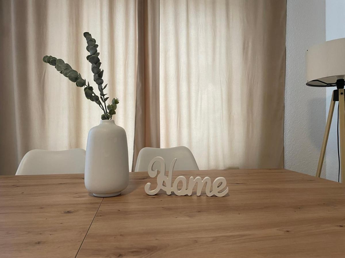Lucky Stays Ls07 - Vollausstattung - Zentrum - Aufzug - Grosse Kueche - 2 Zimmer - Smart-Tv Magdeburg Kültér fotó
